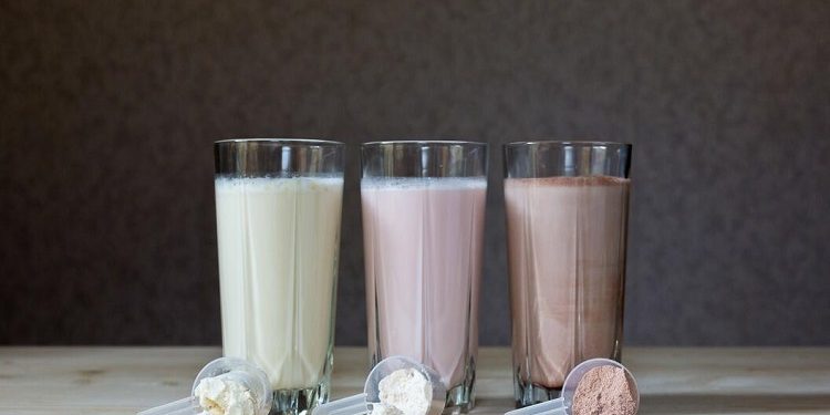 review-bodybuilding-protein-powder بررسی انواع پودر پروتئین بدنسازی و نحوه مصرف آن