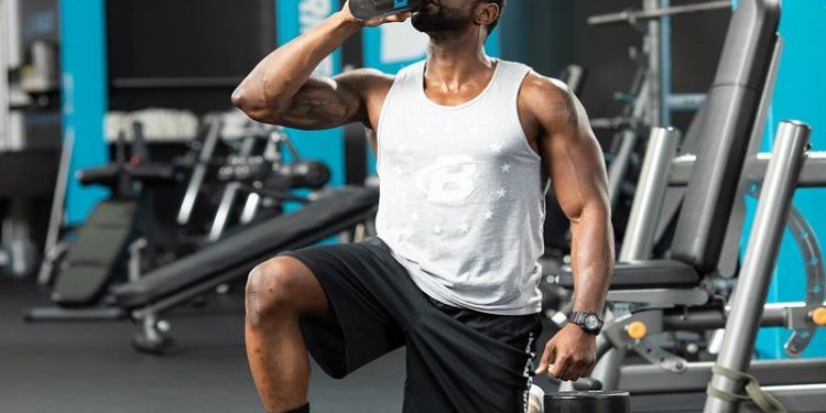 How to use creatine in bodybuilding نحوه مصرف کراتین در بدنسازی