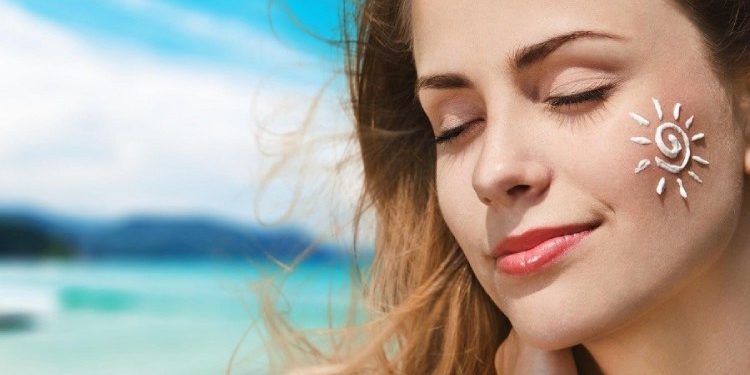 Guide to buying sunscreen and skin lightening cream راهنمای خرید کرم ضدآفتاب و روشن کننده پوست